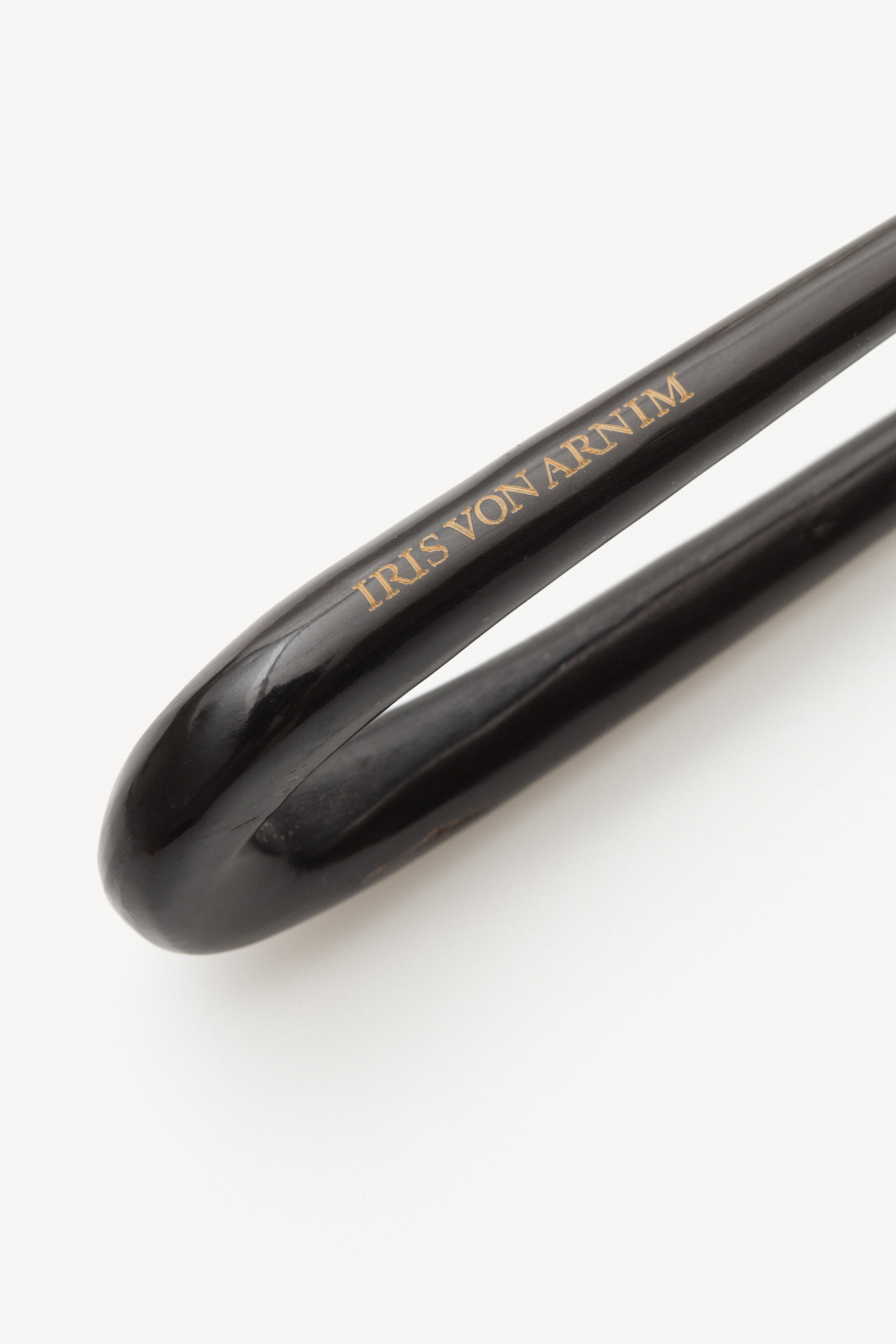 Hornnadel Verschluss